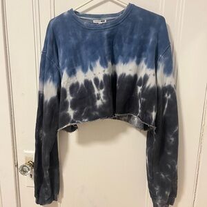 Blue and White Tie-Dye Cropped Sweatshirt
